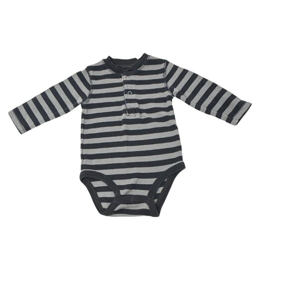 Carters & Lullaby Club - Baby Boy Clothes - Size 6 Month - Picture 6 of 9